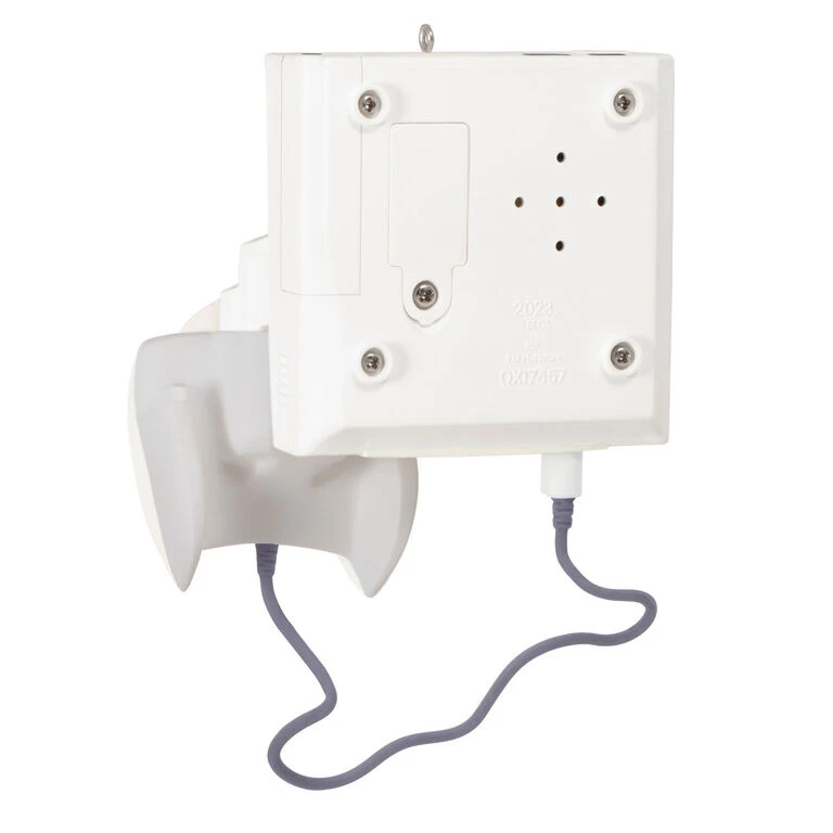 Hallmark SEGA Dreamcast Console Musical Ornament With Light - Image 6